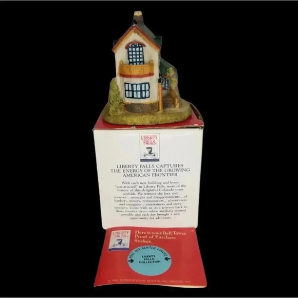 Liberty Falls Collection Palace Dance Hall & Saloon AH106 Figurine - Picture 3 of 6